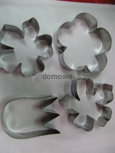 METALOWE FOREMKI WYKRAWACZE 4 szt duże zest.4