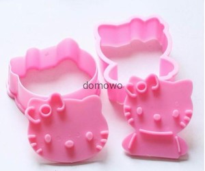 PLASTIKOWE FOREMKI WYKRAWACZE HELLO KITTY 2 szt