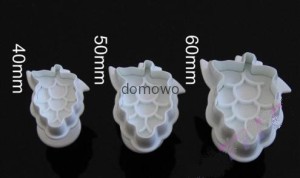 PLASTIKOWE FOREMKI wykrawacze CIASTEK 3szt winogro